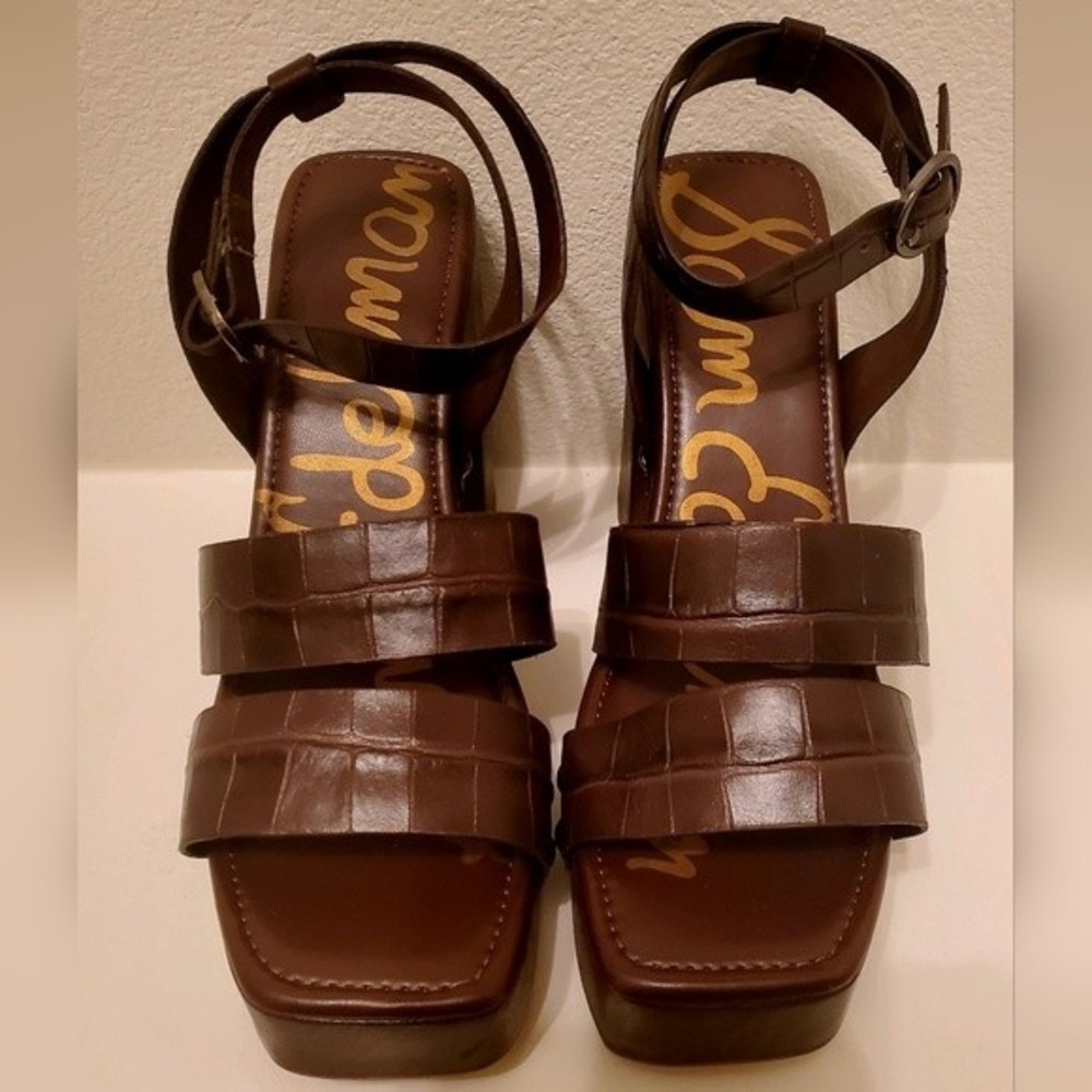Womens Brown Croc Embossed Strappy Chunky Block Heeled Sandal NWOB